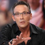 1637343-focus