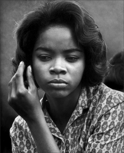 Dave Heath, Washington Square, New York, 1960 © Dave Heath / Courtesy Howard Greenberg Gallery, New York, et Stephen Bulger Gallery, Toronto