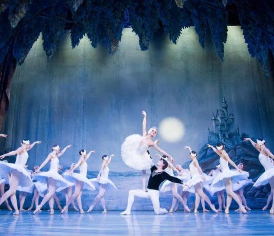 Le Saint-Pétersbourgs Festival Ballet