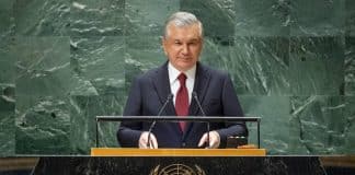 Le président ouzbek Shavkat Mirziyoyev s'exprime lors de l'Assemblée générale des Nations Unies à New York.