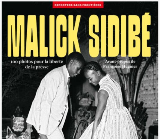Malick Sidibé - Cover RSF n° 81 - Nuit de Noël, Chappy Cub, 1963. © Malick Sidibé / Studio Malick Sidibé
