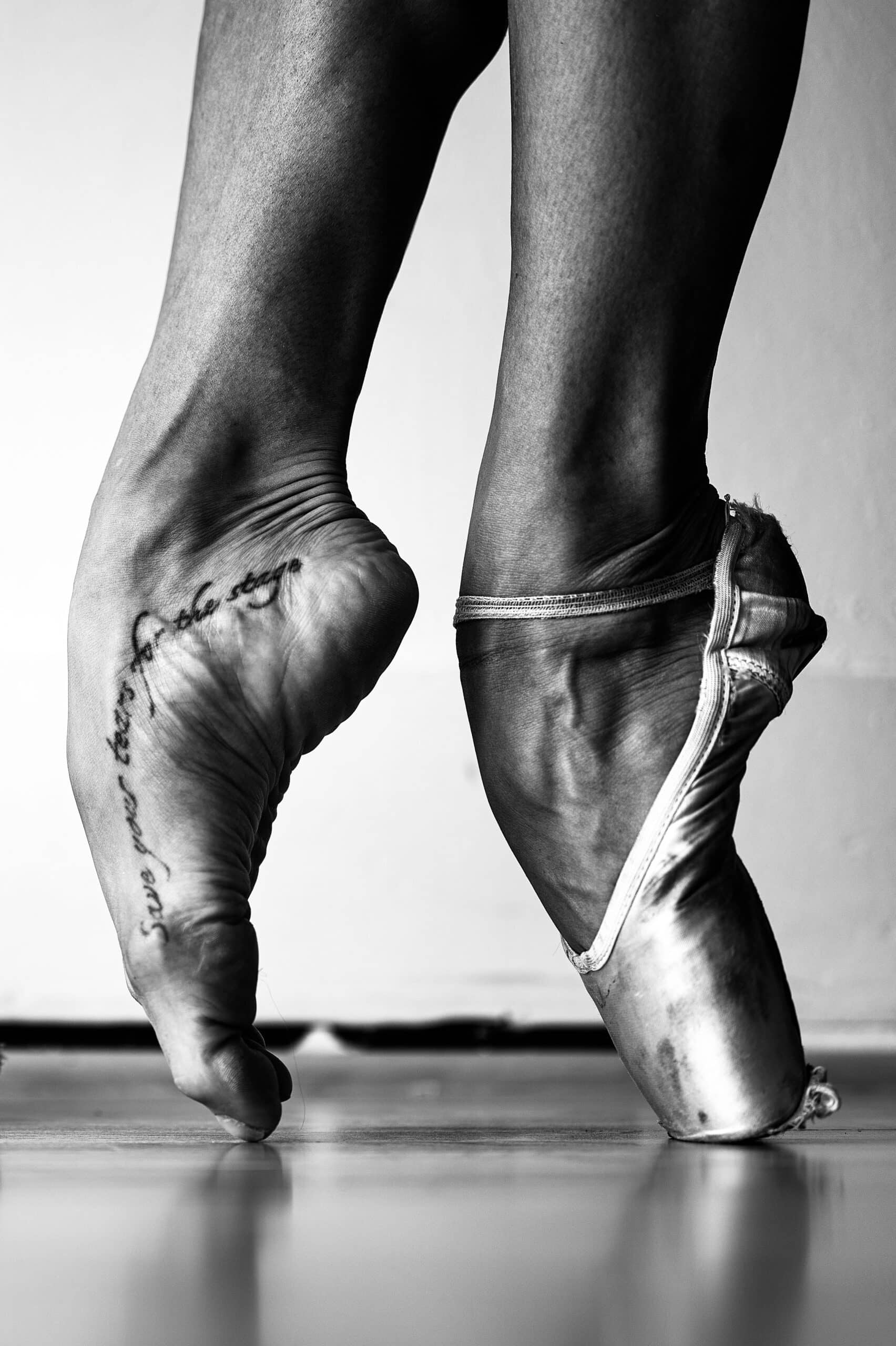 2_ Exhibition Foot to Foot (1) KYLIE SHEA - Exhibition Foot to Foot