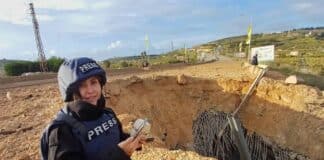 La journaliste Amal Khalil, au Liban, le 22 mars 2026. (Mohammed Zaatari/AP)