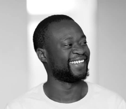 Wallen Mapondera