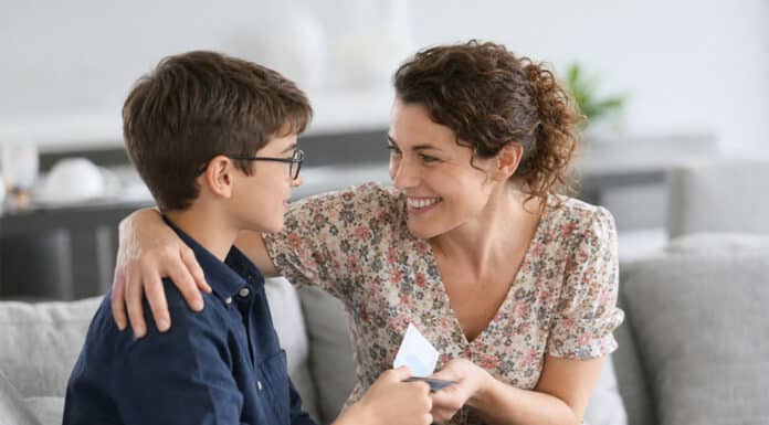 Argent de poche à la rentrée : combien donner à son enfant… et faut-il vraiment lui donner quelque chose ? Argent de poche